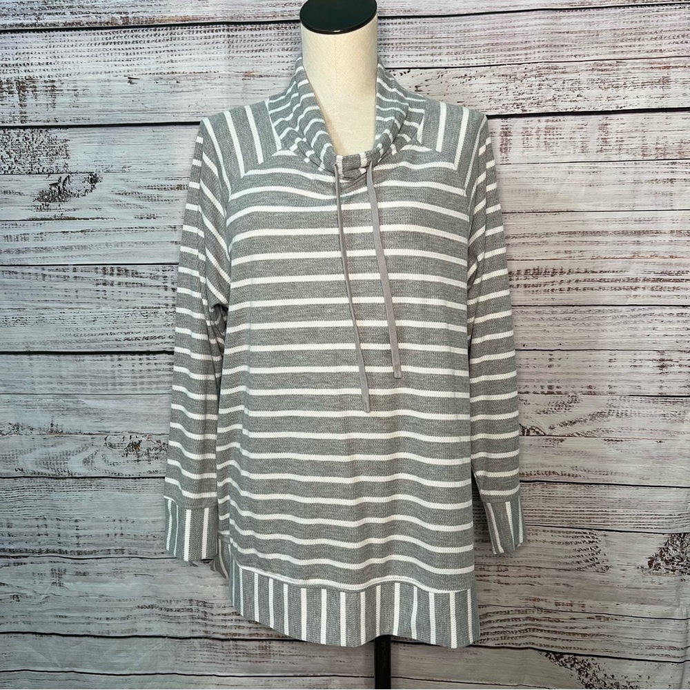 Jane and Delancey Plus 1X Gray White Striped Cowl Neck Top Shirt Sweater